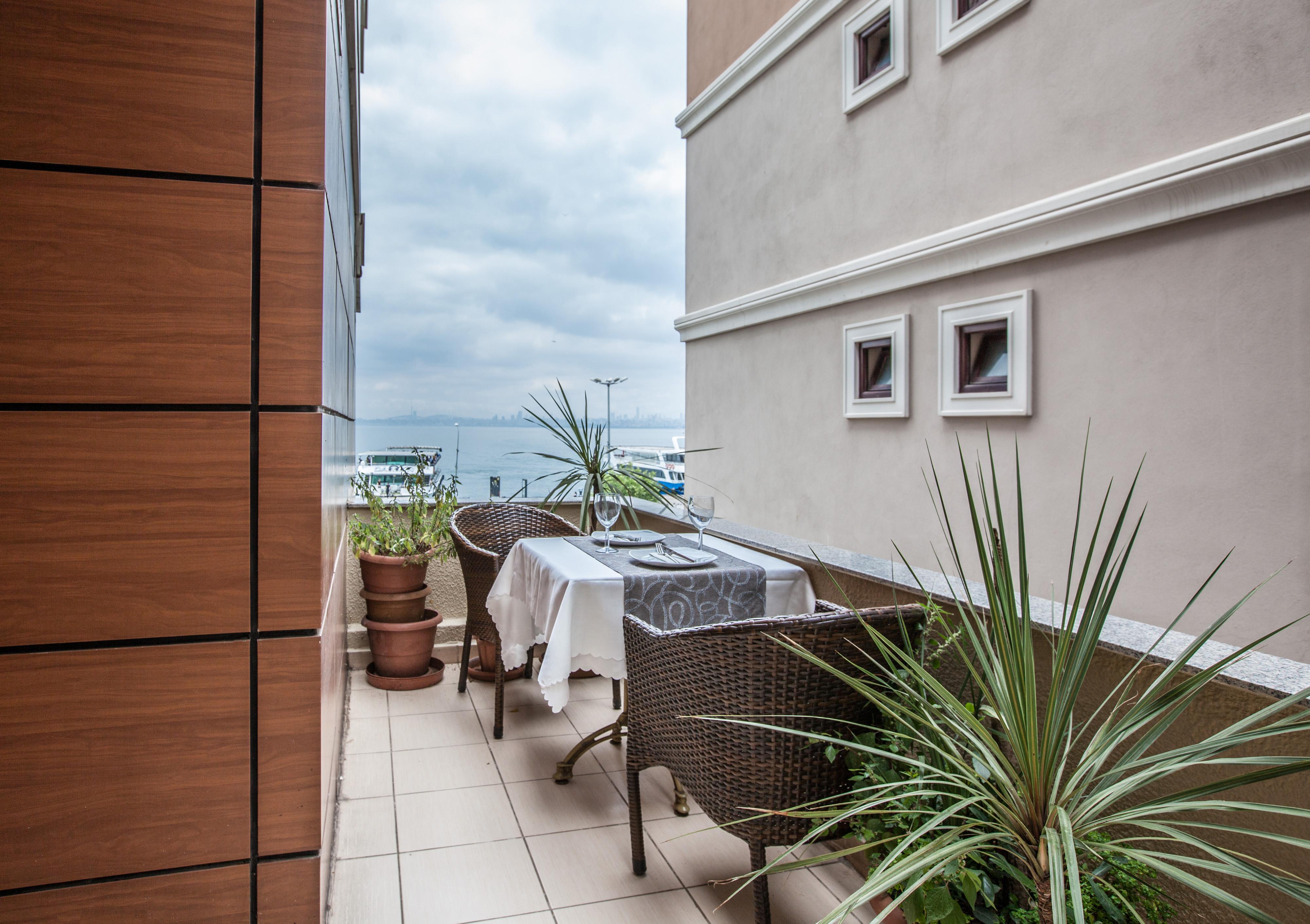 Buyukada Comfort Otel Adalar Exterior photo