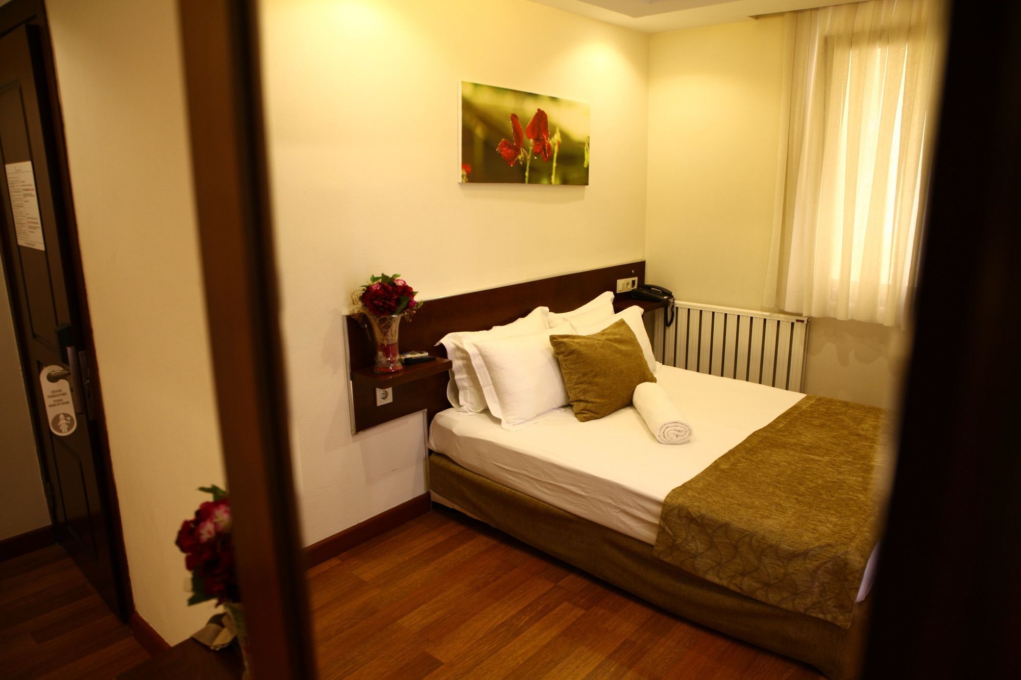 Buyukada Comfort Otel Adalar Exterior photo