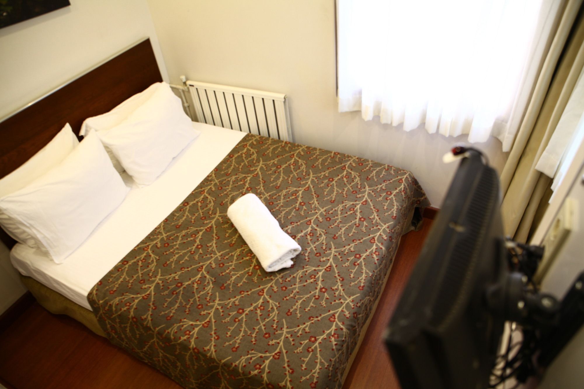 Buyukada Comfort Otel Adalar Exterior photo