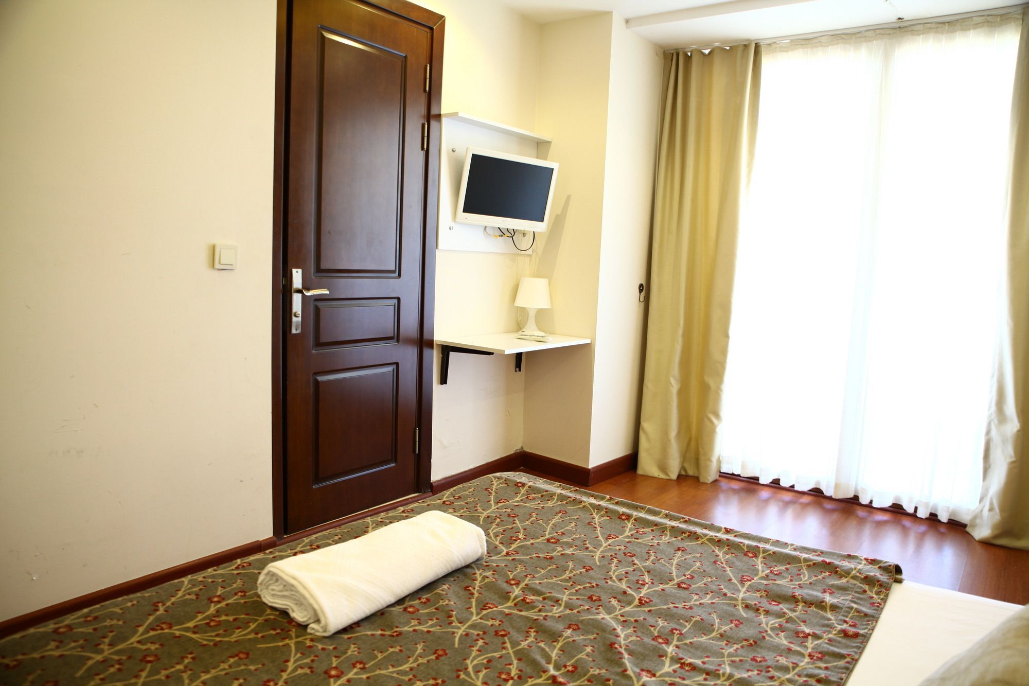 Buyukada Comfort Otel Adalar Exterior photo